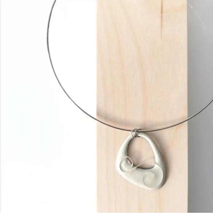 Collier femme crème