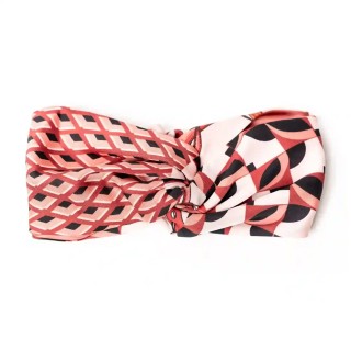 turban à motif bordeaux, noir, blanc et saumon