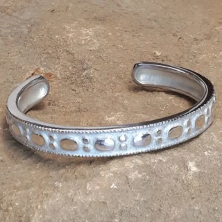 Bracelets ouverts d'Orcival BNA35 dim interieures 5.9X5.1cm passage 3cm -argent 925