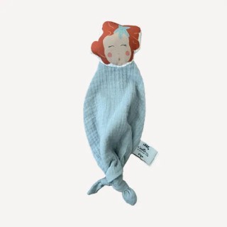 Doudou Sirène en double gaze bleu glacier personnalisable