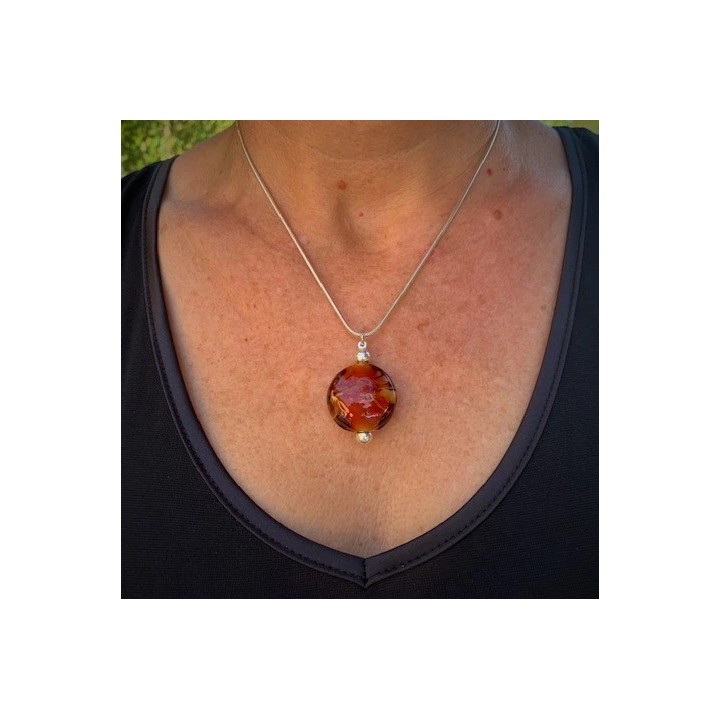 Bijou pendentif perle de verre de murano coloris ambre marron Asther