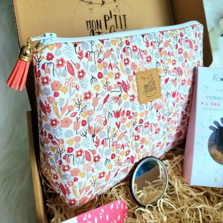 BOX "Coquette" Fleurie