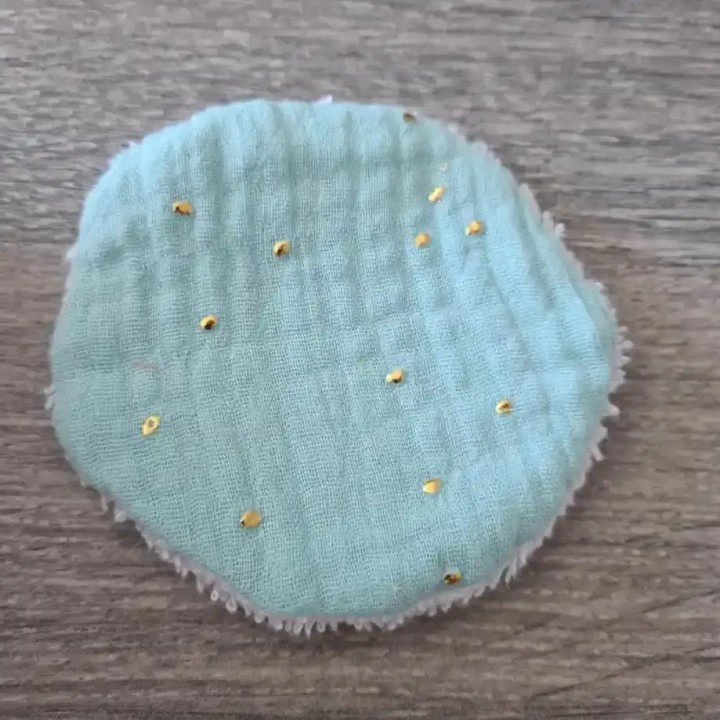 Le SEMAINIER de disques démaquillants lavables - en double gaze de coton