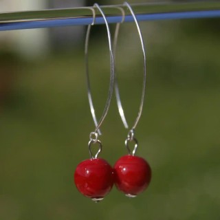 Boucles d'oreilles pendantes en argent avec perles de verre de Murano Bonie rouge